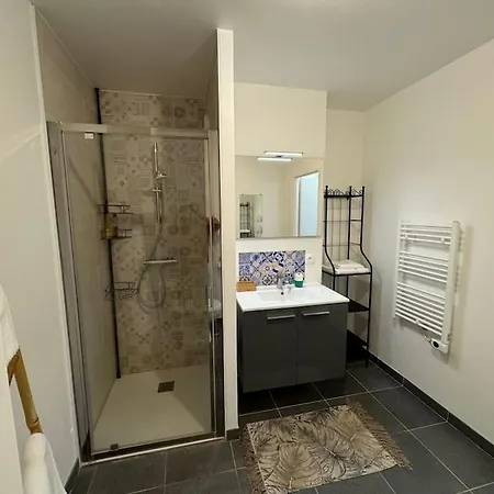 Lägenhet Spacieux Avec Terrasse